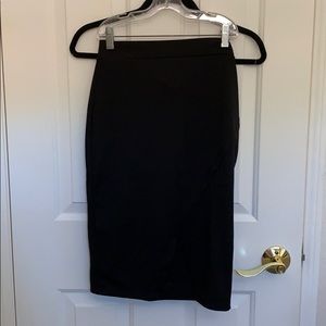 Popular basics tulip skirt in black